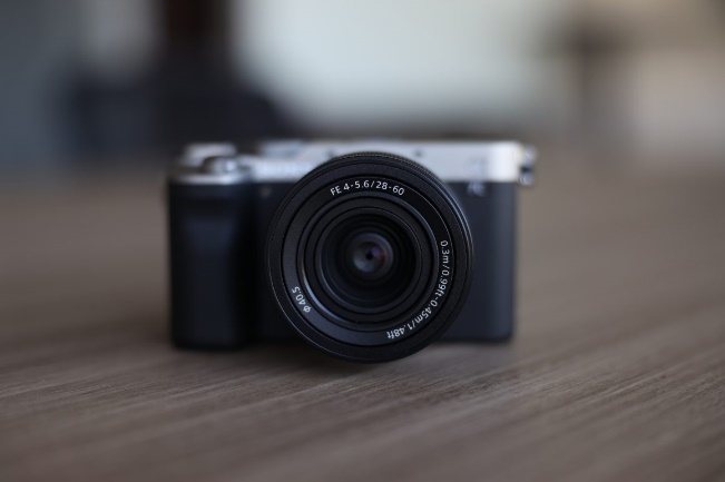 Lightweight and Compact Entry Micro-Single Sony Alpha 7C Review