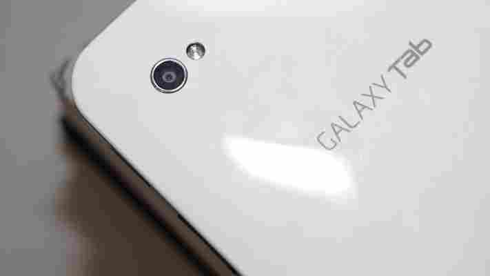 Samsung Sells 600,000 Galaxy Tab Devices At Launch